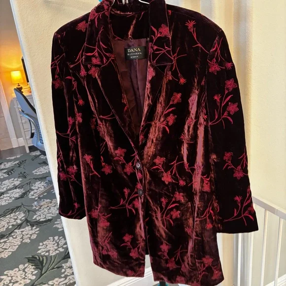 Vintage Dana Buchman Women's Velvet Floral Blazer - Burgundy - Picture 2 of 12